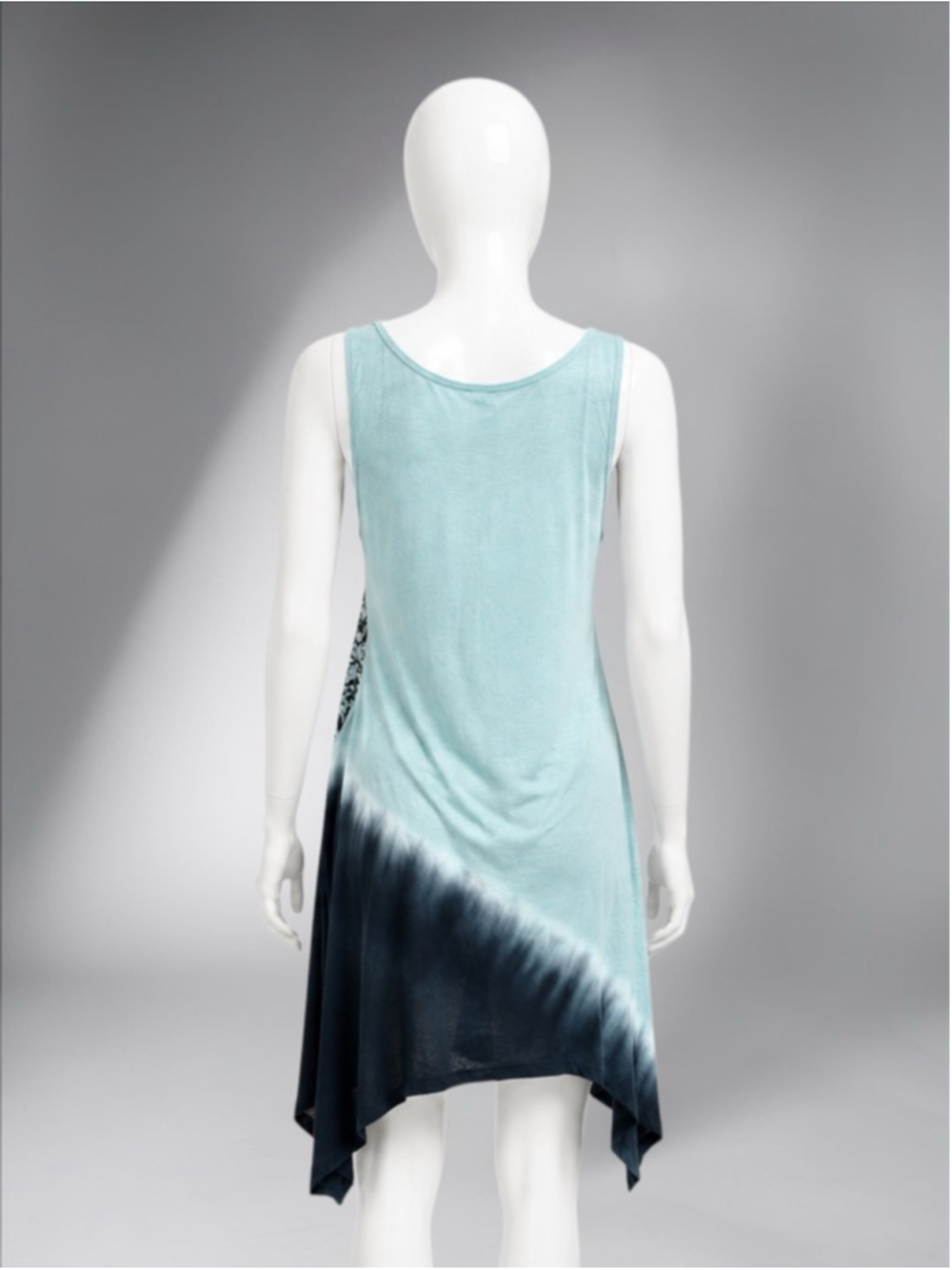 Yak N Yeti Black & Teal Ombré Shark-Bite Tank Tunic – Size M - Picture 12 of 12